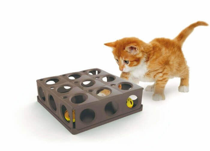 JOUET POUR CHAT AVEC 2 BALLES 25X25X9 CM - JEUX ANIMAUX - Mr Bricolage : Outillage, Jardinage, Animalerie, Electricité