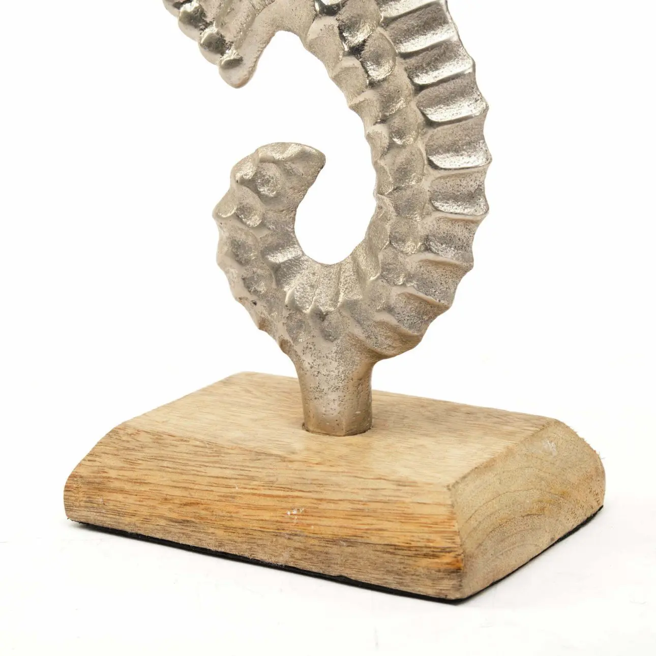 CHEVAL DE MER EN ALUMINIUM SUR BASE DE BOIS DE MANGUE 10X7X27CM. - OBJET DECO - Mr Bricolage : Outillage, Jardinage, Animalerie, Electricité
