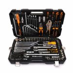 JEU 142PCS + OUTILS - RANGEMENT OUTILLAGE ET EQUIPEMENT ATELIER - Mr Bricolage : Outillage, Jardinage, Animalerie, Electricité