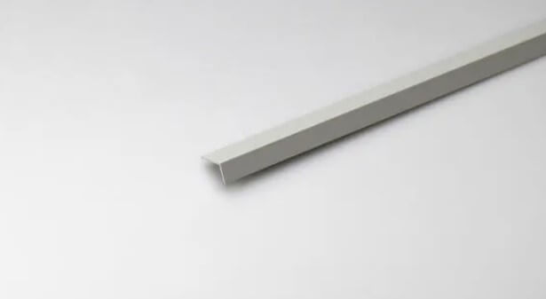 - - Mr Bricolage : Outillage, Jardinage, Animalerie, Electricité