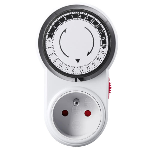 Prise programmable 24 h 2P+T IP20