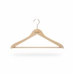Cintre en Bois Amichi avec Barre Pantalon Antidérapante