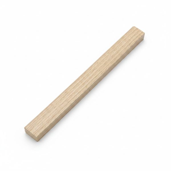 Baguette d'angle en bois clair pour finitions décoratives